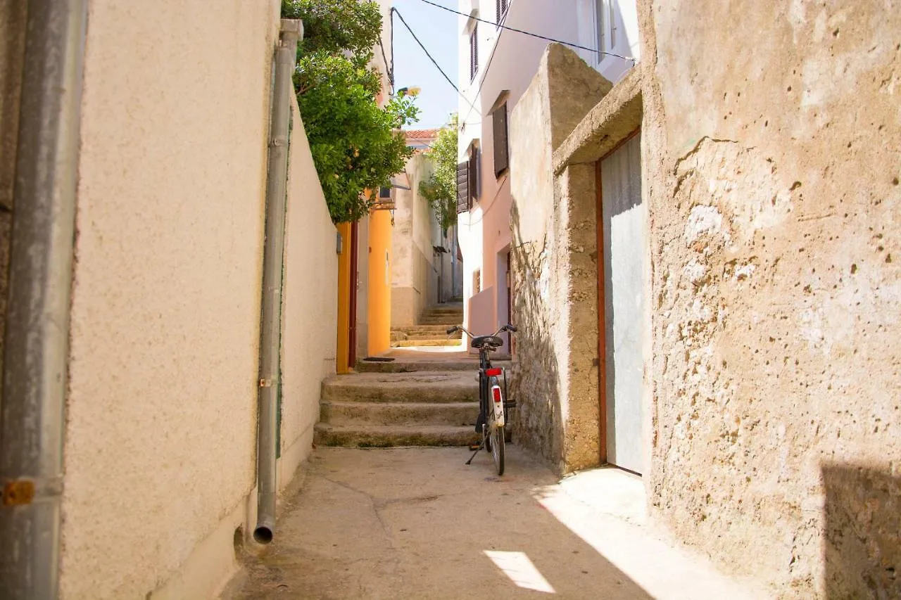 Buga Apartment In Center Of Mali Lošinj Croazia