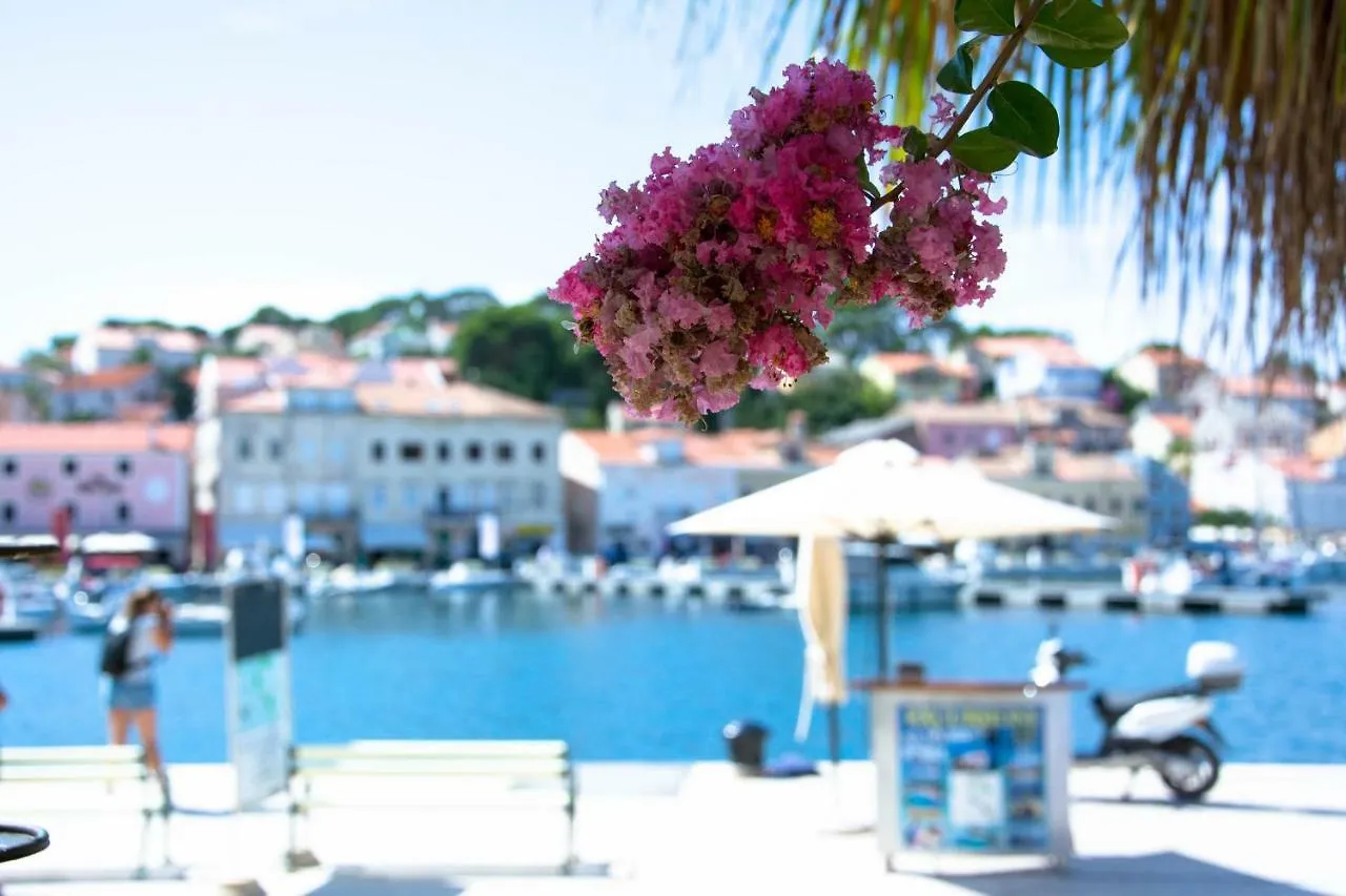 Buga Apartment In Center Of Mali Lošinj