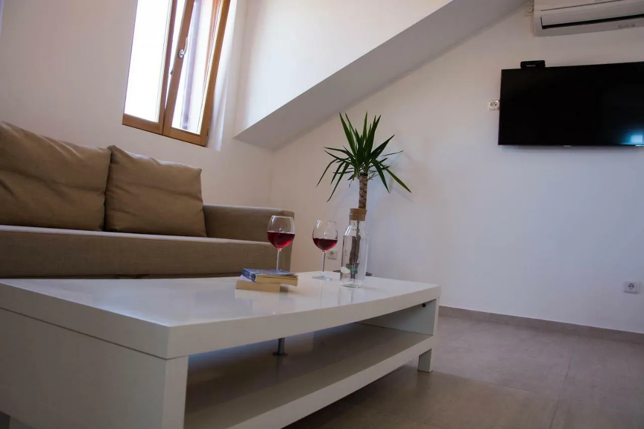 Buga Apartment In Center Of Mali Lošinj Croazia